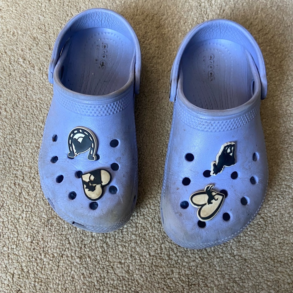 Crocs little kids size 13 color purple